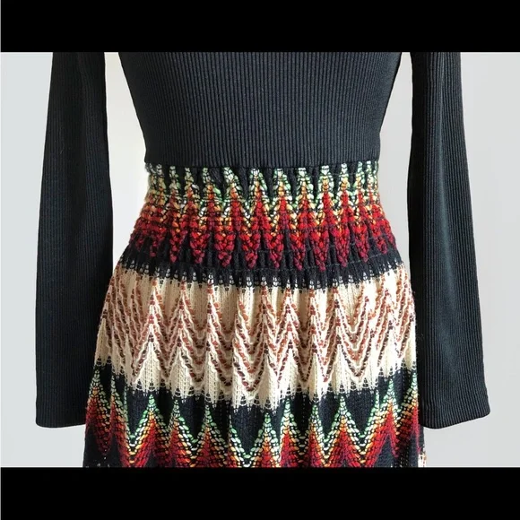 Vintage 70s Black & Woven Bohemian Maxi Dress - Picture 5 of 14